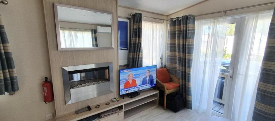 Detente Et Confort Au Bois Dormant Camping 4* Mh240 Сен-Жан-де-Мон Экстерьер фото